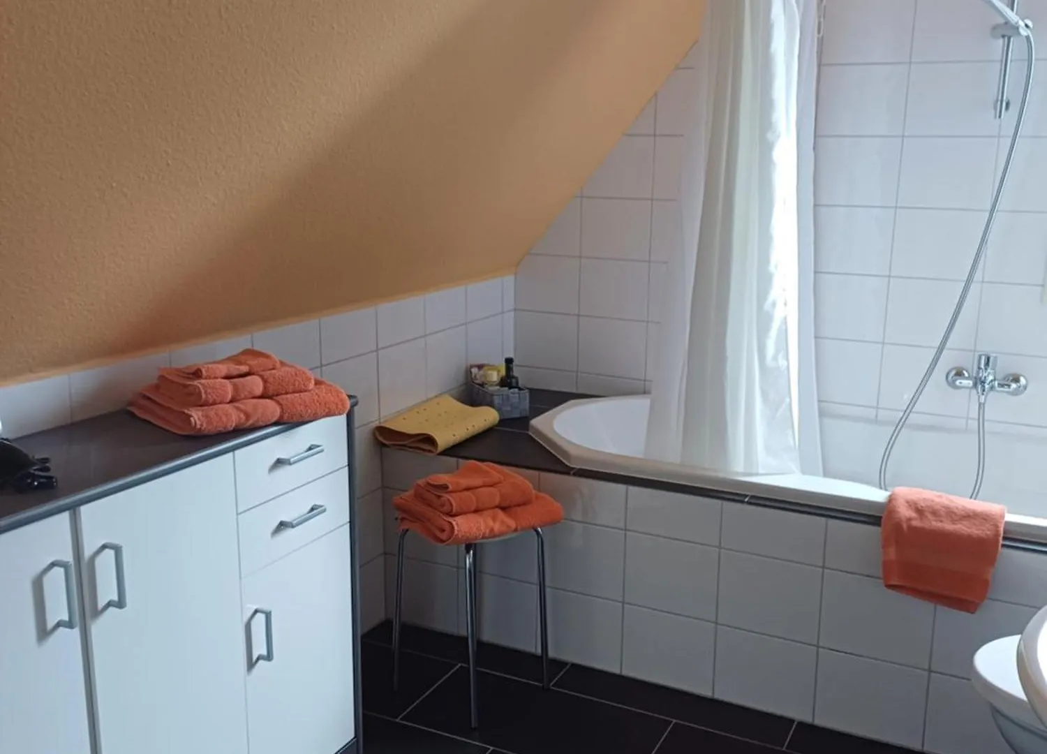 B&B Koeln Zuendorf 住宿加早餐酒店